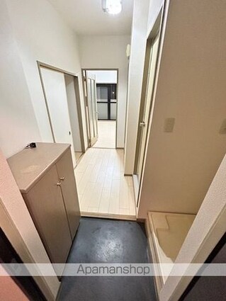 クレスト草津[1R/27.45m2]の玄関