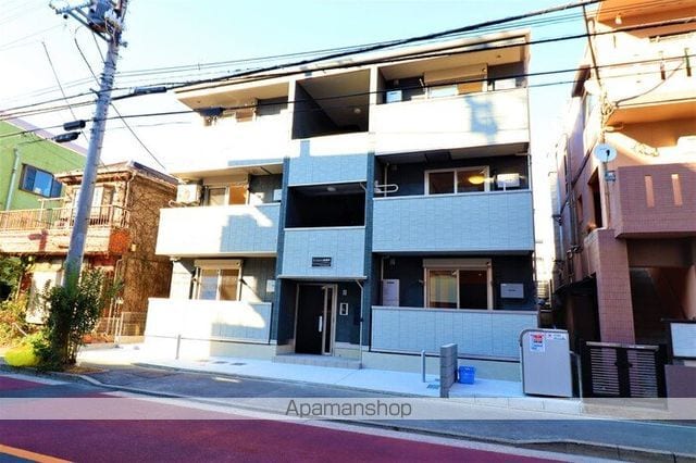 川崎市幸区紺屋町のアパートの外観1