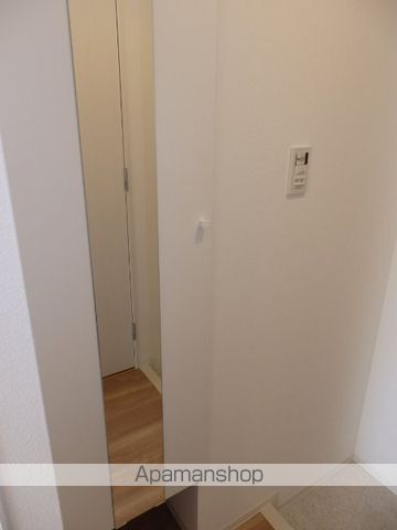 ZOOM横濱EASTの内装写真