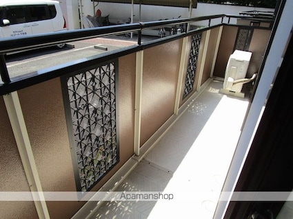 メゾン・ド・ファミール　Ｂ[3DK/52.99m2]のバルコニー