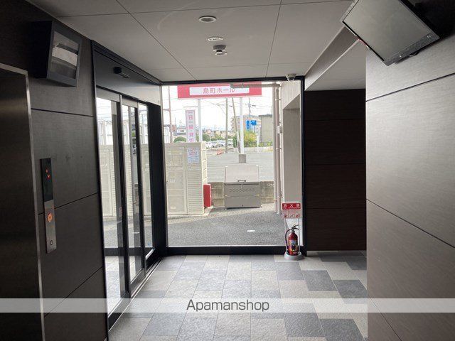 サムティ西熊本の玄関写真