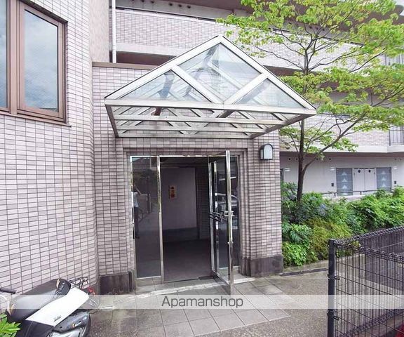 コート木幡の玄関写真