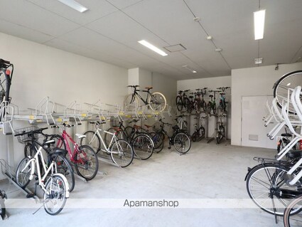 ＡＳレジデンス上前津[1K/24.56m2]の駐車場