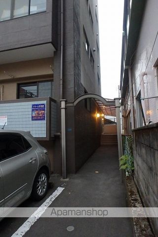 イモーレ中央駅の玄関写真