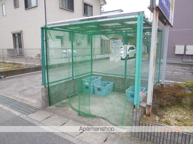 富士ロイヤルアベニュー[2LDK/60.4m2]の共用部4