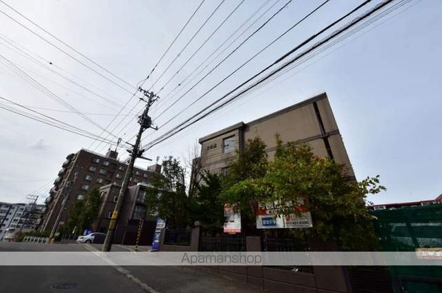 ホークメゾン札幌2号館の外観写真
