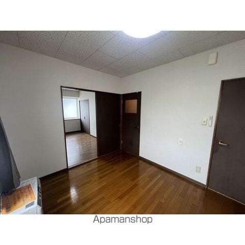 アスティオン284の内装写真