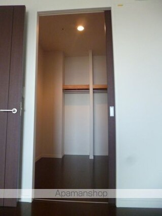 イーストコア曳舟二番館[1LDK/56.74m2]の収納