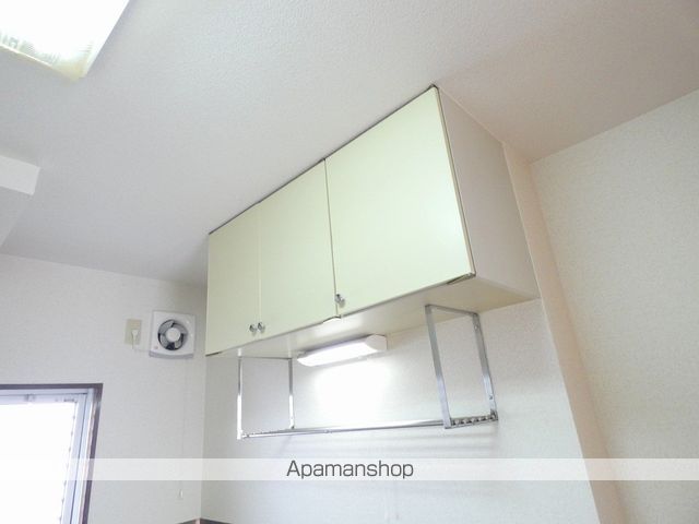クレストアークの内装写真