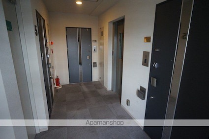 ＣＩＴＹ　ＳＰＩＲＥ若松町[1DK/36.83m2]のロビー