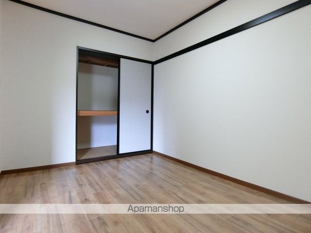 フレグランス東屋の内装写真