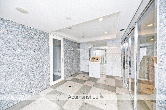 ビッグパレス南4条の玄関写真
