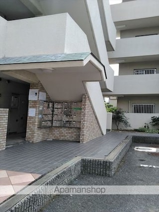 和歌山県和歌山市加納[3LDK/63.5m2]のエントランス