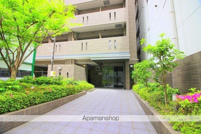 レジディア京町堀の外観写真