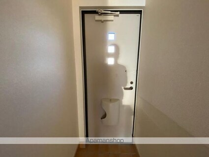 香川県高松市鶴市町[1R/32.94m2]の内装