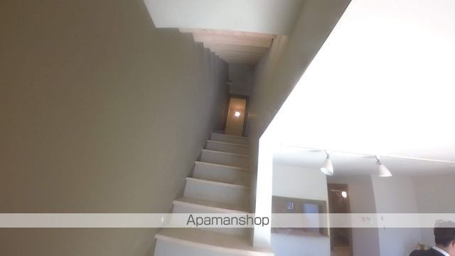 ルートヒル8の内装写真