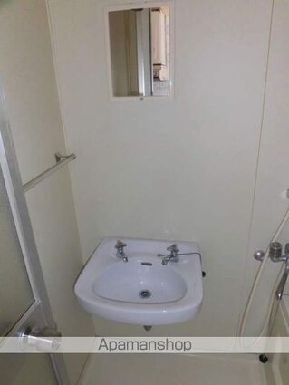 和歌山県和歌山市本町９丁目[2DK/39.66m2]の洗面所