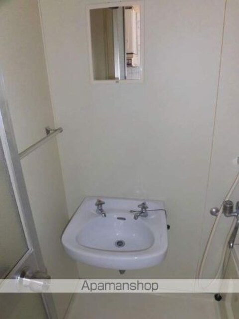 和歌山県和歌山市本町９丁目[2DK/39.66m2]の洗面所