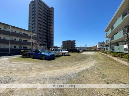 コンフォルテ田井[3LDK/79.54m2]の駐車場