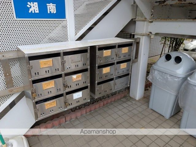 パティオ湘南の玄関写真