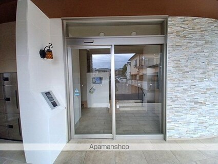 カサトーレ清水[1LDK/46m2]のエントランス