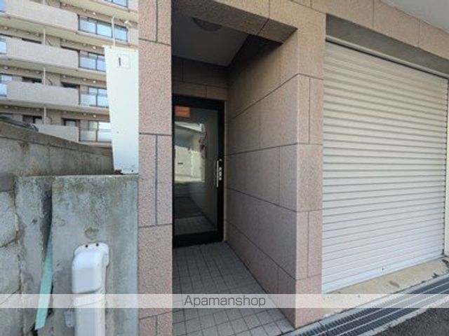 メリディアンの玄関写真