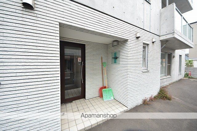 ヴァンテアン元町の玄関写真