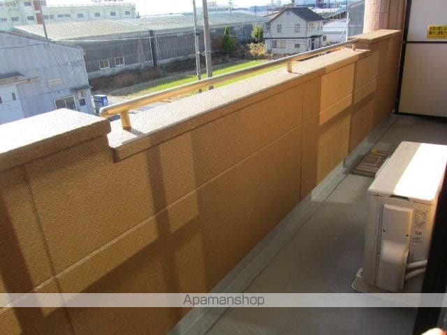 KOOLの内装写真