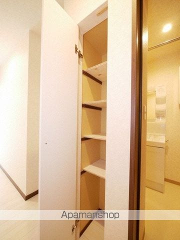 テッセラの内装写真