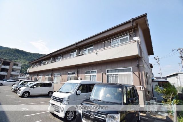 中本マンションの外観写真