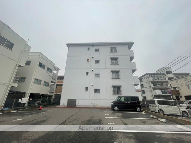 パールハイツ川西の外観写真