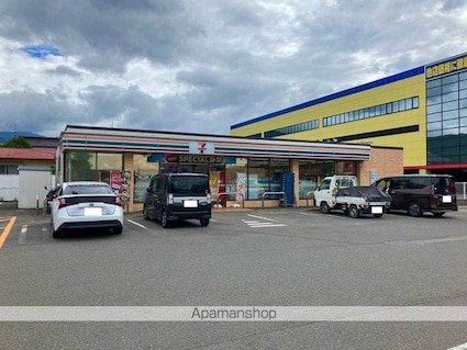 愛媛県新居浜市宇高町１丁目[2LDK/50.58m2]の周辺3