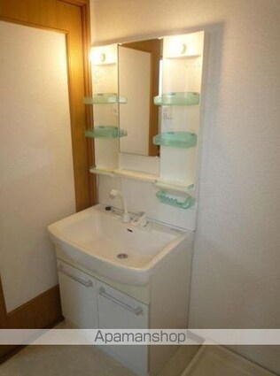 ＥＡＳＴ１０１０館[3LDK/82m2]の洗面所