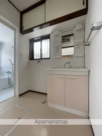 新宅貸家Cの内装写真