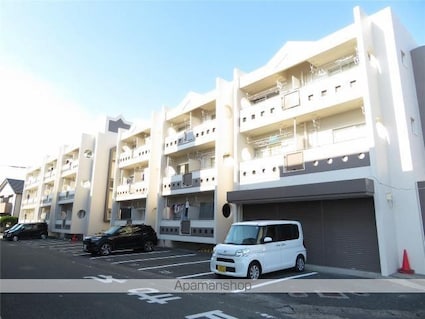 リバティハウス[1R/26m2]の外観1