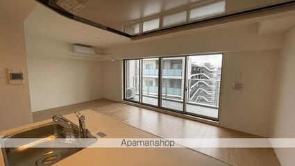 ＲｏｙａｌＰａｒｋｓ船橋[2LDK/68.25m2]のリビング・居間