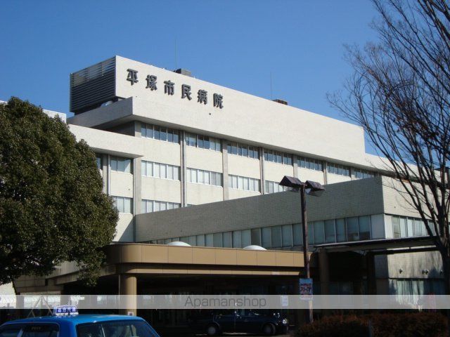 平塚市 2階建 築12年の周辺写真