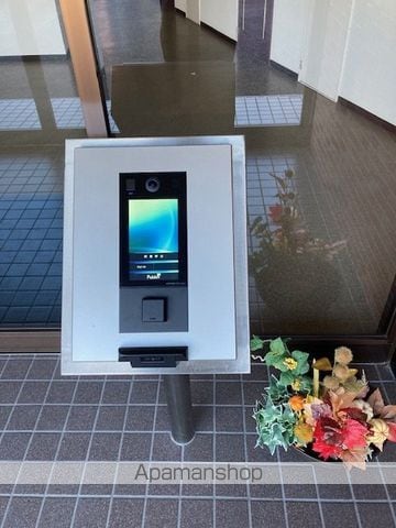 リバーマンション高田の玄関写真