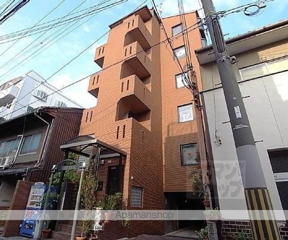 FLAT136