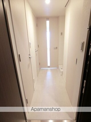 ザ・パークハビオ月島フロント[1R/25.66m2]の玄関