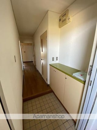 香川県高松市桜町２丁目[3DK/61.6m2]の玄関