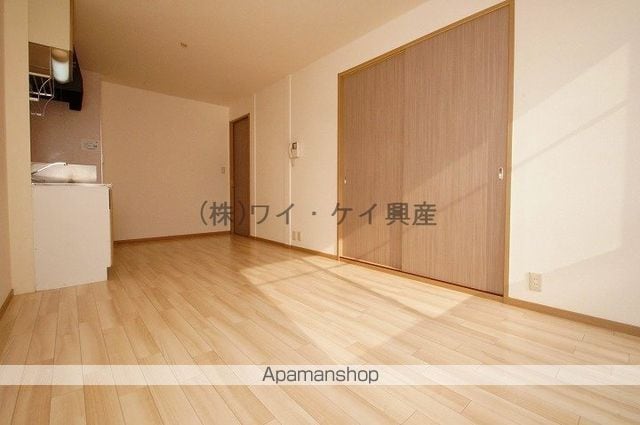 レイモンドサンヴィレッジA棟の内装写真