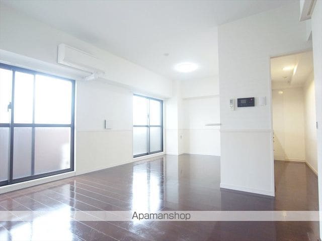 GrandE’terna京大正門前の内装写真