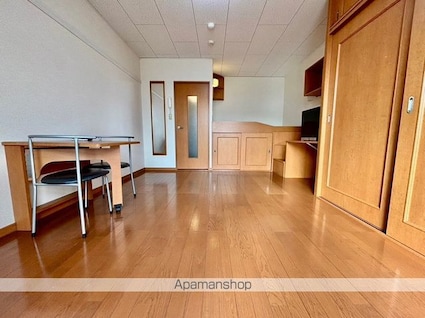 レオパレスＹ．Ｅ．Ｍ[1K/26.49m2]のリビング・居間1