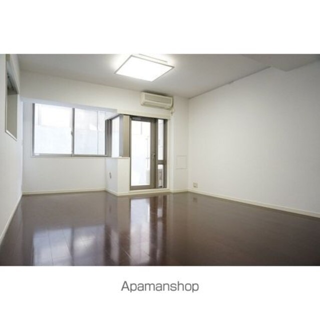 ＺＥＬ　ＣＯＵＲＴ　ＡＯＹＡＭＡ[1K/41.2m2]のリビング・居間1