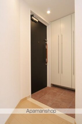 東京都世田谷区三軒茶屋１丁目[2LDK/53.76m2]のトイレ