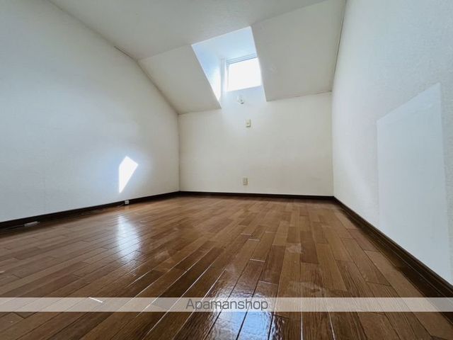 セブンスコート美原の内装写真