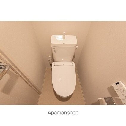 ルフォンプログレ神田プレミア[1DK/30.51m2]のトイレ