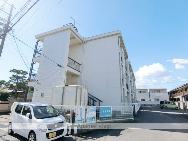 高木ハイツの外観写真