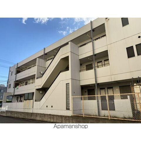 山富第3マンションの外観写真